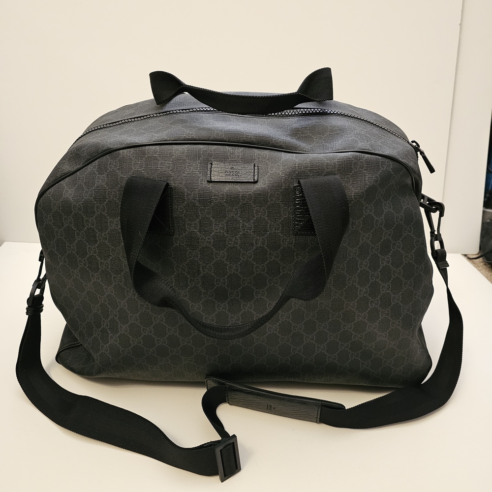 Auth Gucci monogram duffle weekender bag